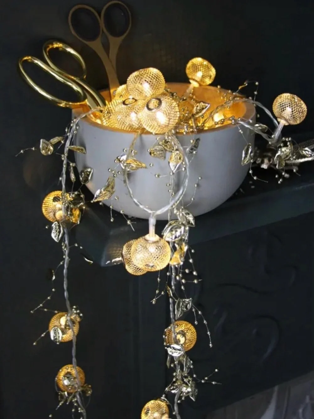 Gold Ball String Lights - LED - 2.6M length